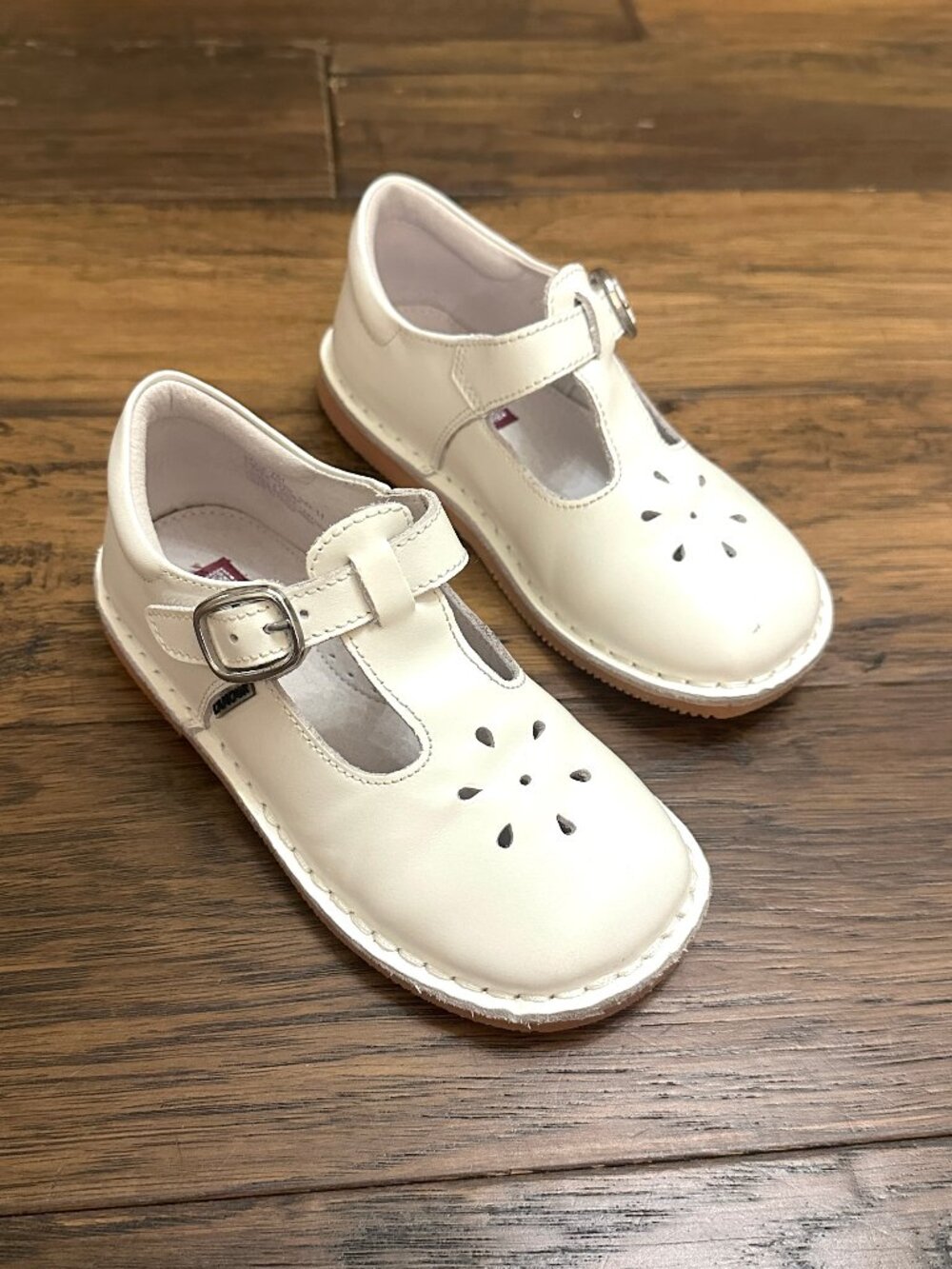 L'Amour Shoes Joy Classic Leather White T-Strap Mary Janes